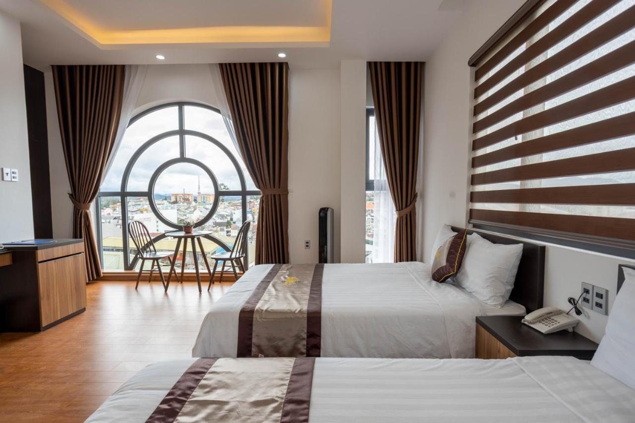 Hôtel Khach San Y Lan 2 Đà Lạt Extérieur photo
