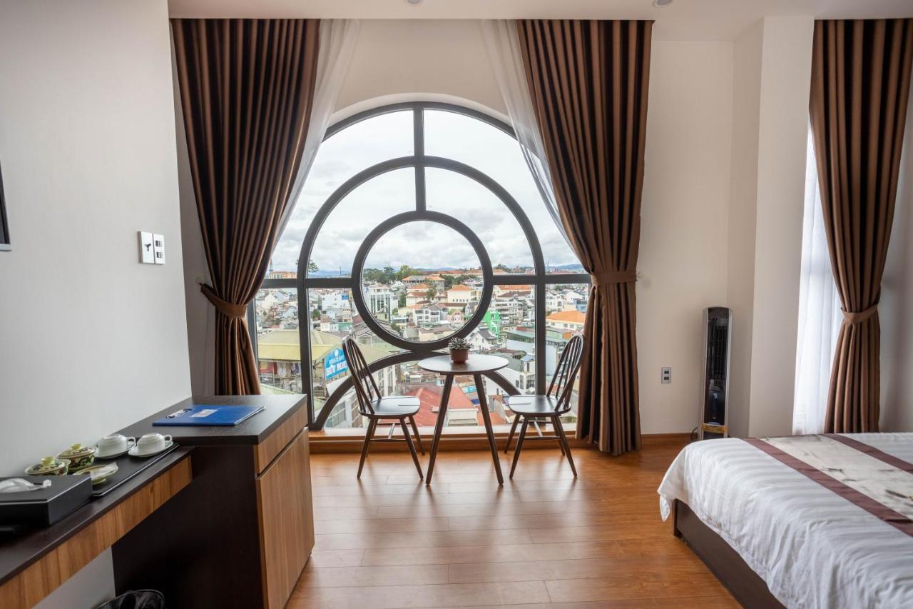 Hôtel Khach San Y Lan 2 Đà Lạt Extérieur photo